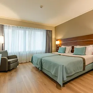 Turim Europa 4* ליסבון