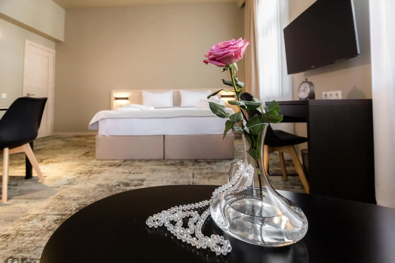 מלון דירות טביליסי Boutique Apart Hotel Adagio
